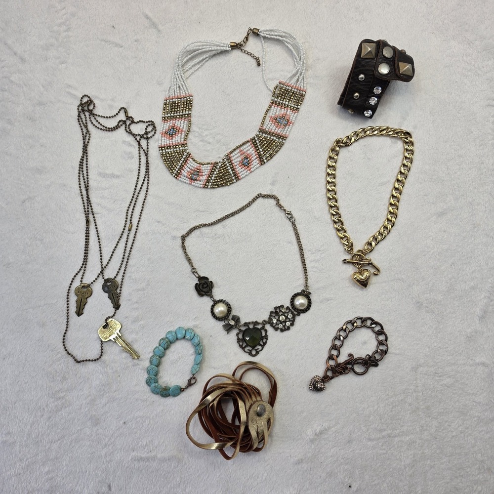 Mixed Costume Jewelry Lot Boho Vintage Necklaces Bracelets Wearable 8 Piece